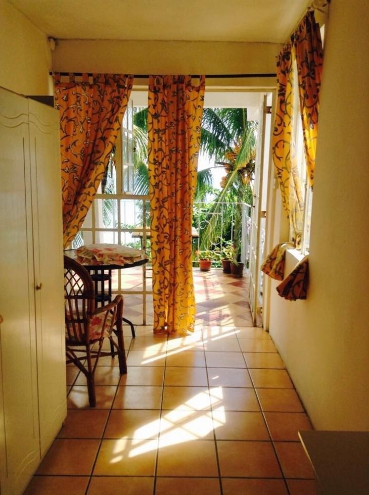 Pillayguesthouse Grand Baie Exterior foto